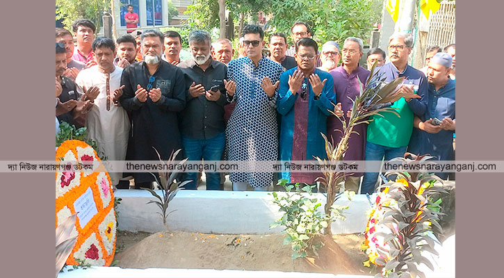 ডেভিড ও সুরুজ্জামানের কবর জিয়ারত করলেন খোরশেদ