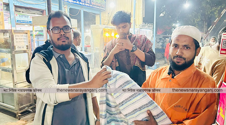 শীতবস্ত্র দিল জাগ্রত যুব সংসদ