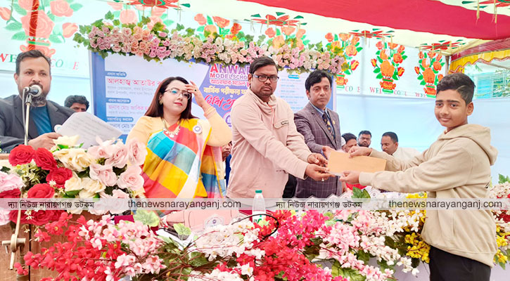 আনোয়ার মডেল স্কুলে মেধাবী শিক্ষার্থীদের সম্মাননা