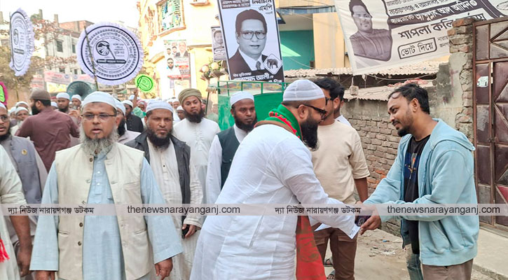 ব্যানার ফেস্টুন ছিঁড়ে ফেলার অভিযোগ সিরাজীর