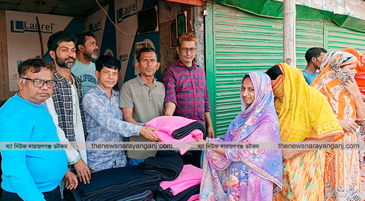 শীতবস্ত্র বিতরণ বিশ্ব আশেকে হযরত ওয়ায়েছ করনী (রাঃ) ফাউন্ডেশনের