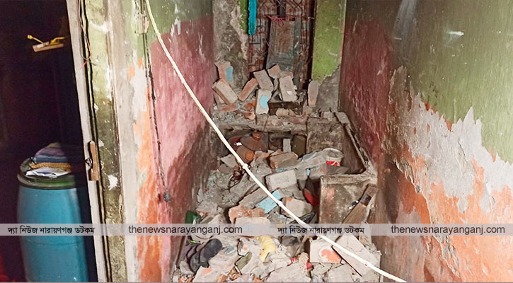 দেওভোগে গ্যাস লিকেজ থেকে ভয়াবহ বিস্ফোরণ