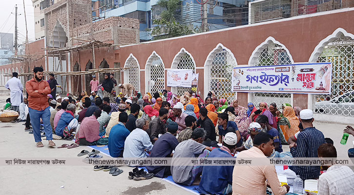 এবিএম সিরাজুল মামুনের উদ্যোগে মাসজুড়ে ফ্রী ইফতার