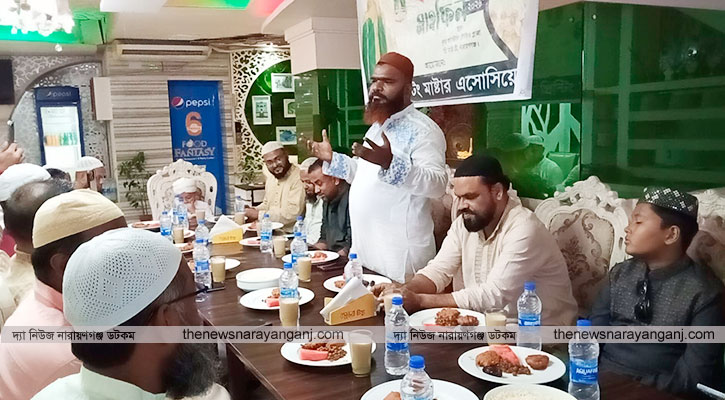 জেলা স্কীন প্রিন্টিং মাস্টার অ্যাসোসিয়েশনের ইফতার