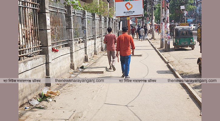 ফুটপাতে হকার কমেছে, ডেটলাইনে থাকবে ফাঁকা