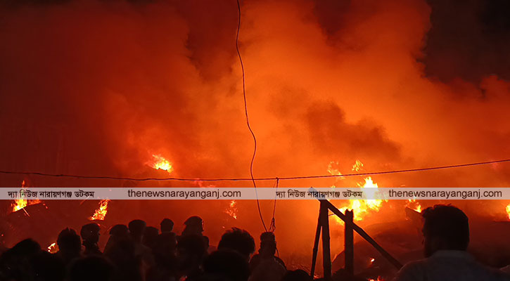 কাইয়েমপুরে ভয়াবহ আগুন