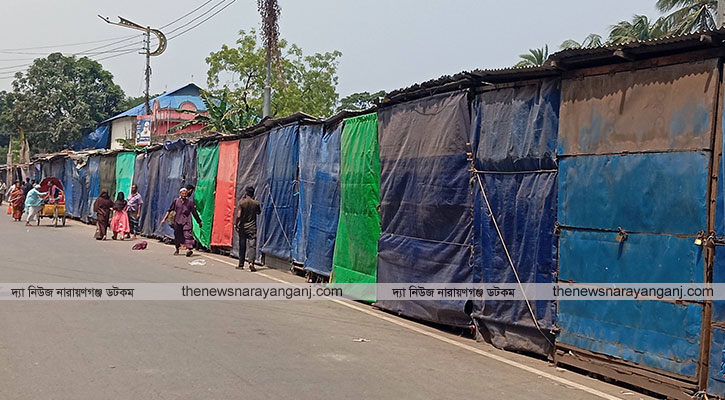 মানবিক বিবেচনায় শিথিলতায় আবারো দখল নগরীর ফুটপাত, রাস্তা