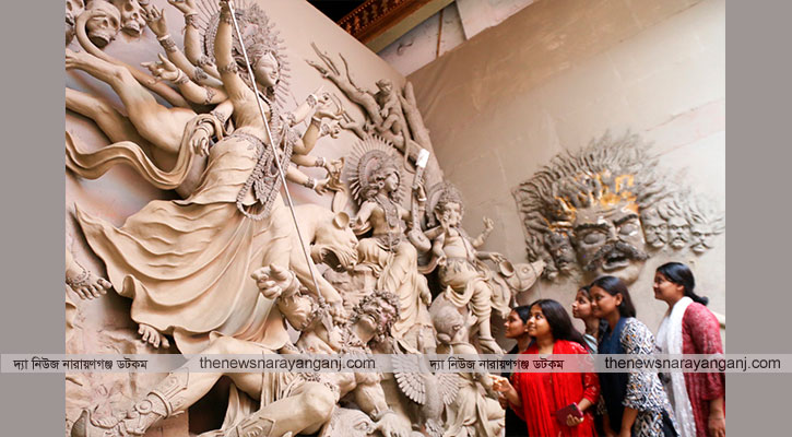 ২৩৯পূজামন্ডপে এবার শারদীয় দুর্গোৎসব, প্রস্তুতি শেষ পর্যায়ে
