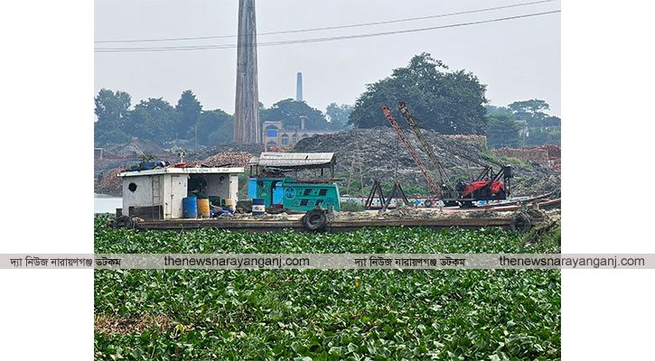 বক্তাবলীর মাটি কাঁটা সিন্ডিকেট পলাতক