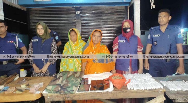 সিদ্ধিরগঞ্জে বিহারি ক্যাম্পে অভিযান, অস্ত্রসহ দুই নারী আটক