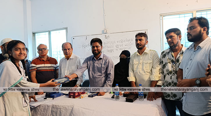 শিক্ষকদের সম্মান করতে হবে : রনি