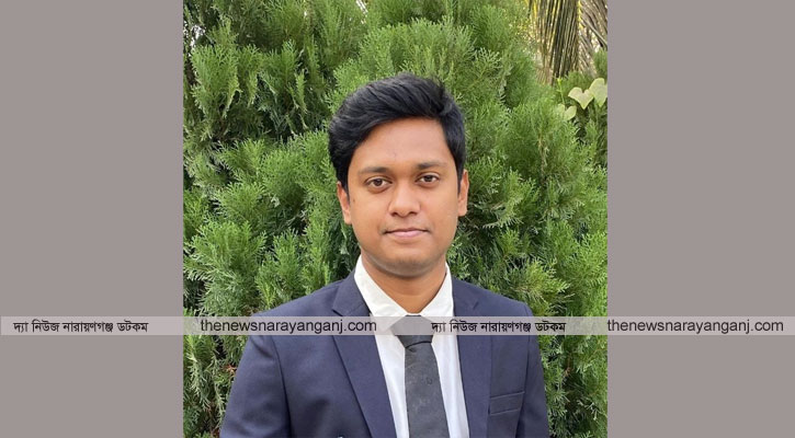 সাংবাদিকতায় থেকেও অস্ত্রশস্ত্রে সজ্জিত হয়ে মহড়া দিতে দেখেছি