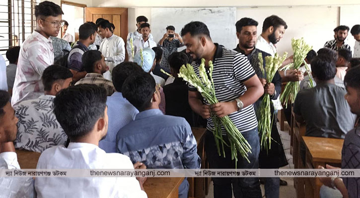 মুড়াপাড়া কলেজের নবীন শিক্ষার্থীদের অনুপ্রেরণা দিলেন দিপু ভূইয়া