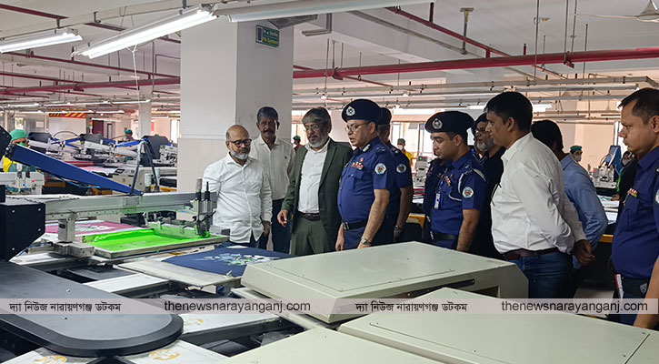 আরএস কম্পোজিট কারখানা পরিদর্শনে অভিভূত শিল্প পুলিশ প্রধান