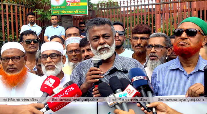 ঠিকাদারদের ধীরগতি ড্রেন সংস্কারের কাজ ছয় মাসেও শেষ হচ্ছে না