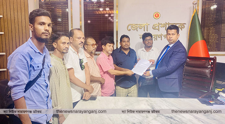 ব্লাক জনির বিরুদ্ধে ব্যবস্থা নিতে ডিসি এসপিকে স্মারকলিপি