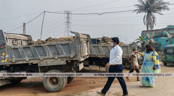 বন্দরে মাটি কাটার অভিযোগ ৫০ হাজার টাকা জরিমানা