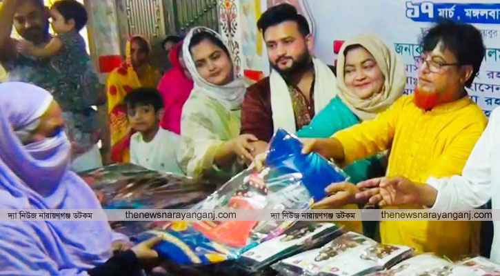 দুই হাজার মানুষকে ঈদ উপহার দিলেন তৈয়বুর রহমান 