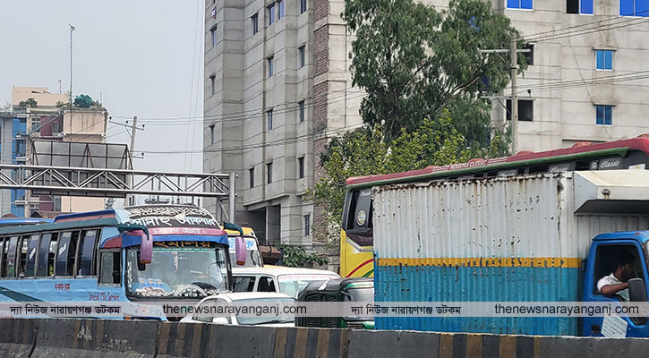 মিতালী মার্কেট ব্যবসায়ীদের সড়ক অবরোধ