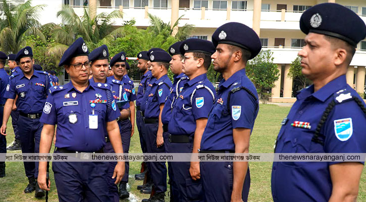 জেলা পুলিশের মাস্টার প্যারেড কল্যাণ ও অপরাধ পর্যালোচনা সভা