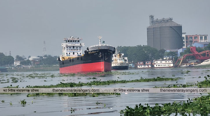 জ্বালানি ঘাটতিতে নৌ চলাচলে প্রভাব