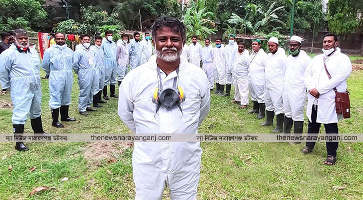 দুর্যোগে নেতৃত্ব, মানবতায় অবিচল খোরশেদের চলমান পথচলা