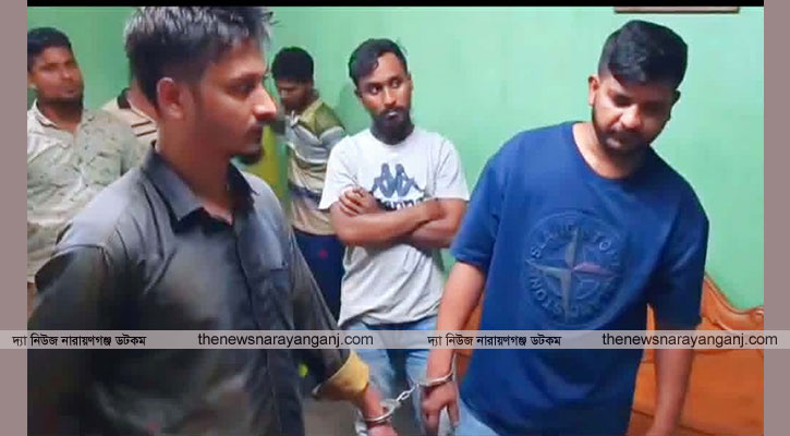 অবসরপ্রাপ্ত পুলিশ সদস্যের বাড়ির আসবাবপত্র লুট ঠেকাল পুলিশ