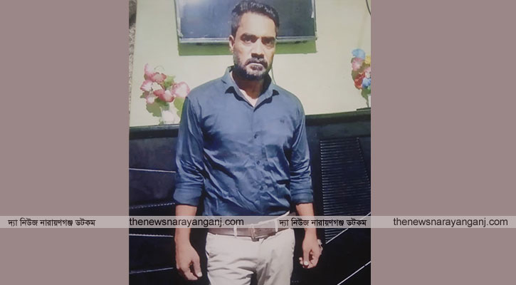 বন্দরে ডেকে নিয়ে কুপিয়ে হত্যা