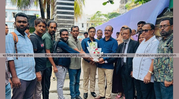 বিভাগীয় কমিশনারকে বাংলাদেশ রিপোর্টার্স ক্লাব ট্রাস্টের শুভেচ্ছা