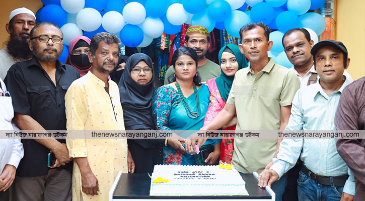 চাষাঢ়ায় সাংবাদিক প্রীতির শো-রুম উদ্বোধন