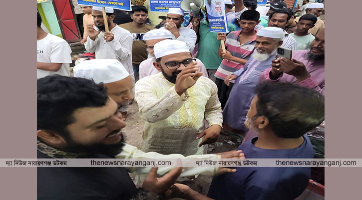 এনায়েতনগরের আব্দুল মোমিনের গণসংযোগ