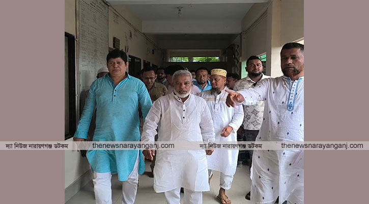 নাগরিক সেবা নিশ্চিত করতে এমপি মান্নানের সোনারগাঁ পৌরসভা পরিদর্শন 