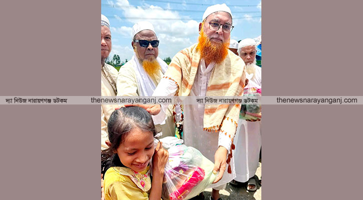 চট্টগ্রামে বন্যার্তদের পাশে এবিএম সিরাজুল মামুন