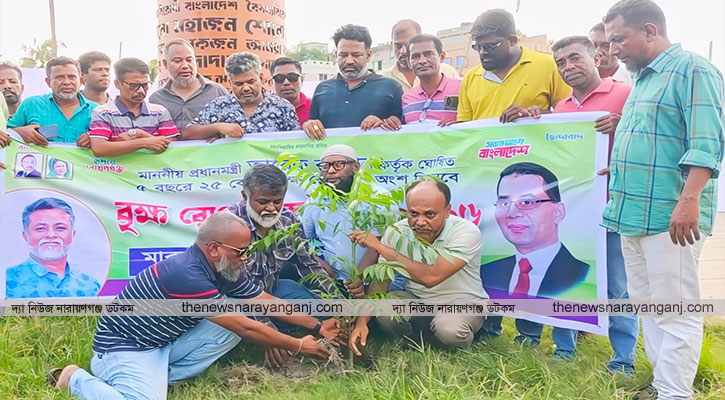 জুলাই শহীদদের স্মরণে দোয়া ও বৃক্ষরোপণ খোরশেদের