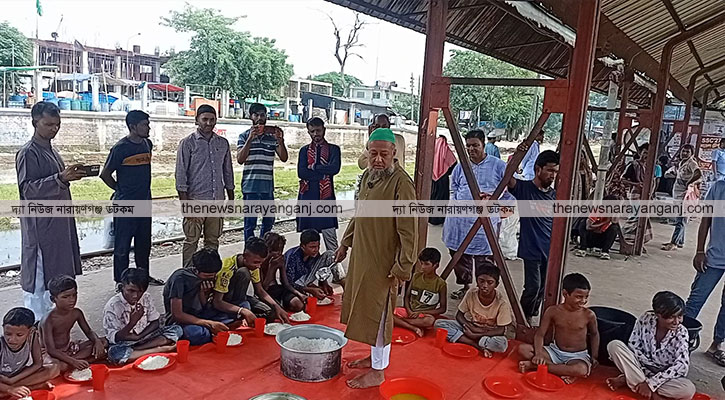 পথশিশুদের জন্য ‘স্বপ্ন ছোয়া’ পাঠশালা গড়তে চান টিপু