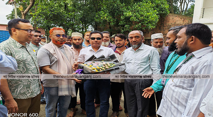 বন্দর ডকইয়ার্ড পরিদর্শন করলেন বিআইডব্লিউটিসির চেয়ারম্যান