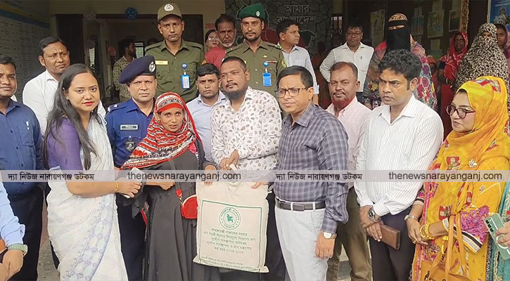 ৩৬ অস্ত্র উদ্ধারের আশ্বাস ডিসি