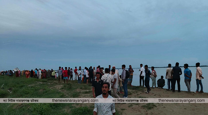 বিয়ের অনুষ্ঠানে যাবার পথে ১৪ জন নিয়ে ট্রলার ডুবি, নিহত ১ নিখোঁজ ৪