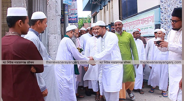 সিদ্ধিরগঞ্জ জুম্মার নামাজ শেষে আবদুল জব্বারের মতবিনিময়
