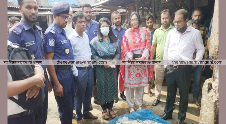 খানপুর ও তল্লায় ১২০ কেজি মা ইলিশ ও পিরানহা জব্দ