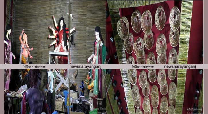 দেশের লোকশিল্পকে ফুটিয়ে তোলার চেষ্টা করেছে সাহাপাড়া পূজা মণ্ডপ