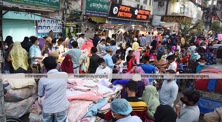 হকার উচ্ছেদে সর্ষের মধ্যে ভূত