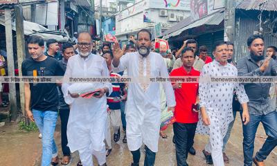 আজহারুল মান্নানের নির্দেশনায় সোনারগাঁয়ে ৩১ দফার লিফলেট বিতরণ