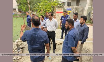 ভূইগড়ে পুকুর ভরাট কাজ বন্ধ করলো ভ্রাম্যমান আদালত