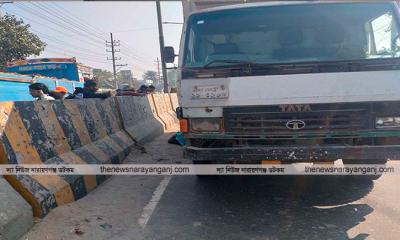 সোনারগাঁয়ে কাভার্ডভ্যান চাপায় তরুণের মৃত্যু