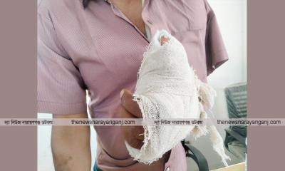 স্টিলমিল কর্মকর্তাকে কুপিয়ে টাকা লুট, ছিনতাইকারী আটক