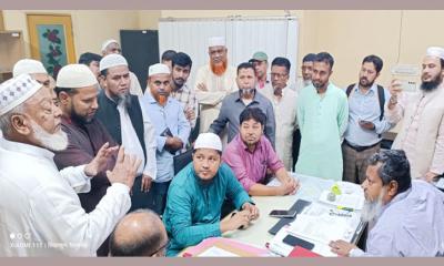 ফতুল্লায় গ্যাসের দাবীতে স্মারকলিপি