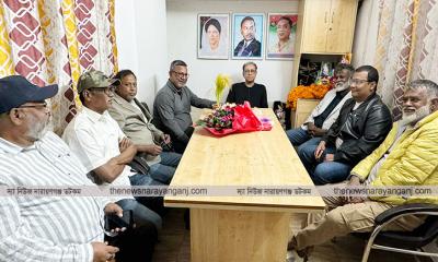 জমজমাট এটিএম কামালের বাসভবন