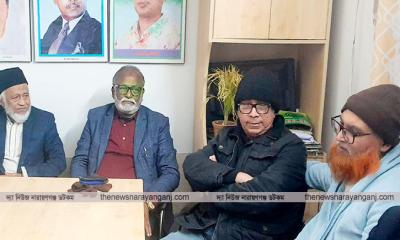 এটিএম কামালের মায়ের মৃত্যু  বাসায় ছুটে গেলেন সিরাজুল মামুন