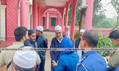 তালিমের নামে মহিলাদের নিয়ে হাতপাখার প্রচারণায় জরিমানা